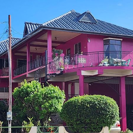 The Seaside Garden Guesthouse Buccoo Екстериор снимка